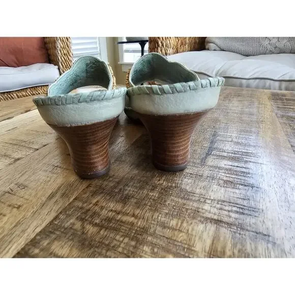 Clarks Artisan Collection Green Empress Beaded Wooden Wedge Sandal Size 7 M EUC - Picture 5 of 12